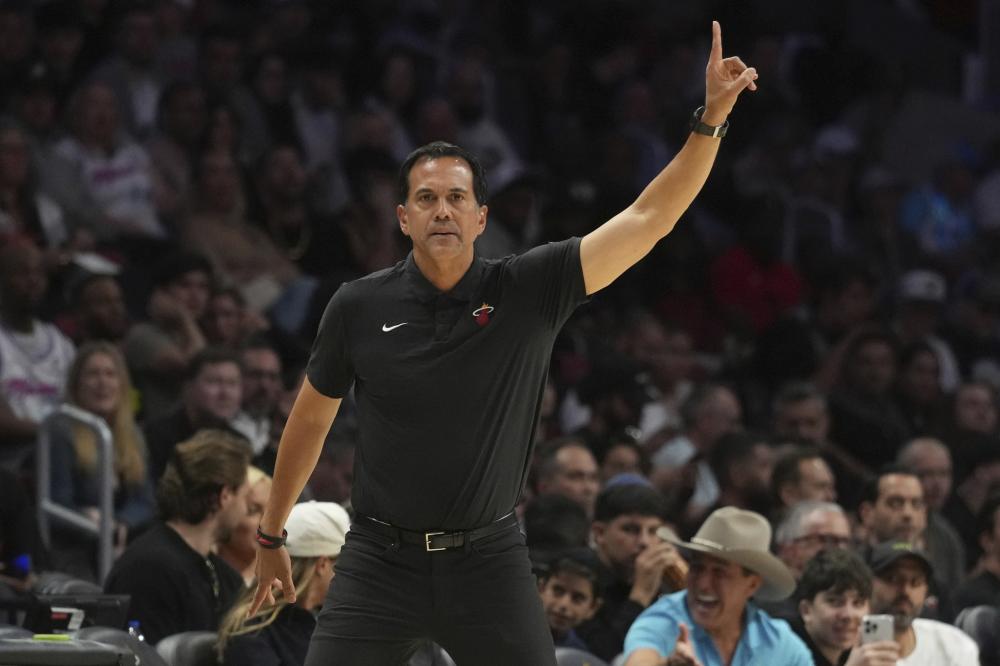 主力前锋劳 主力前锋劳