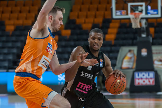 的小前锋 的小前锋