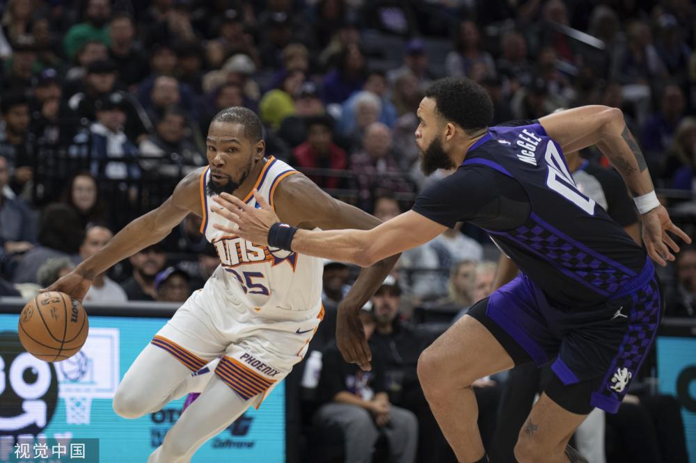 他不仅在比 他不仅在比